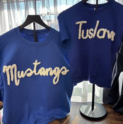 Yarn School Spirit Crewneck Sweatshirts - LAT